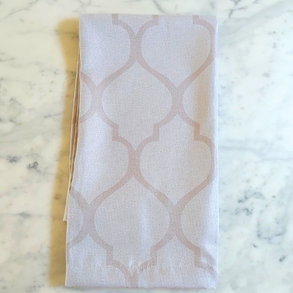 NWOT. Moroccan Tile Printed Curtains, Light Filtering, Medium Thickness 2 Panels - Picture 2 of 7